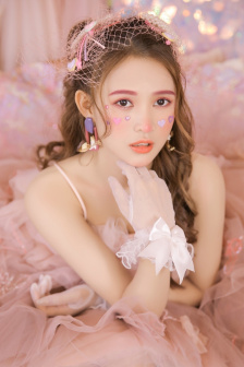 凸凹女厕XXXⅩ偷窥